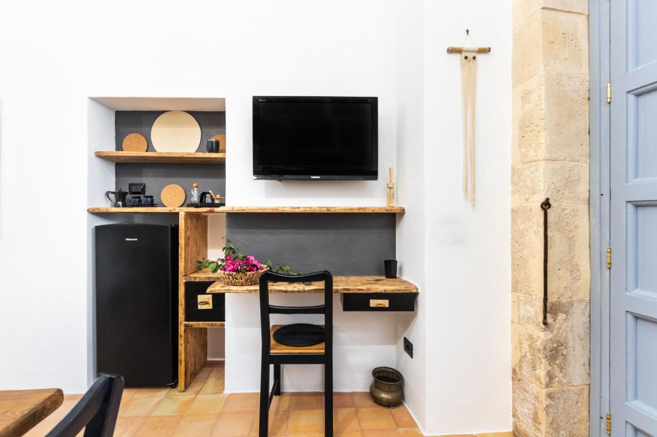 Othila Home Noto Eksteriør bilde